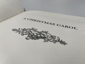 Lyrasbooks_Christmas-Carol_Numbered_10_0-1